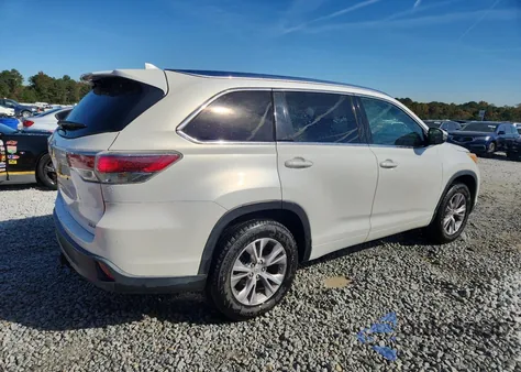 2015 Toyota Highlander Xle from USA, damaged, VIN 5TDKKRFH3FS071395